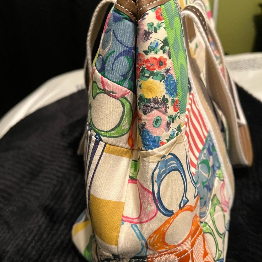 Multi colored patchwork Coach bag - Picture 10 of 12